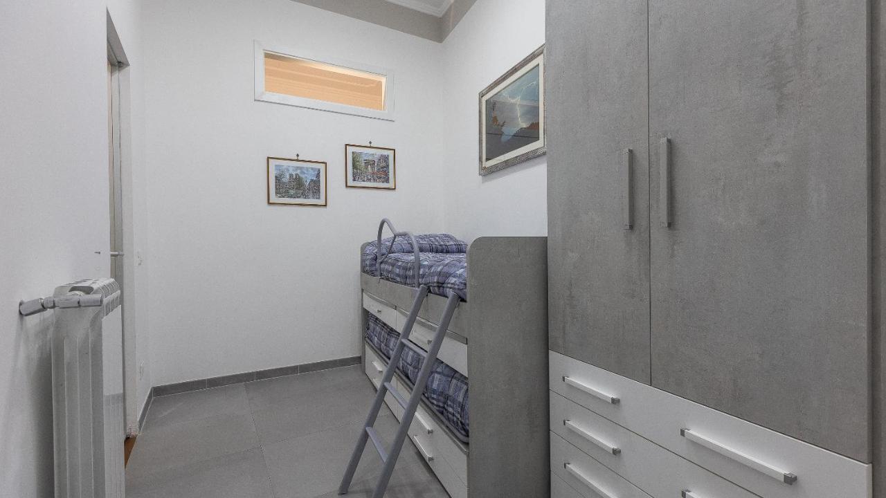 Gregoriana Luxury Rental In โรม ภายนอก รูปภาพ